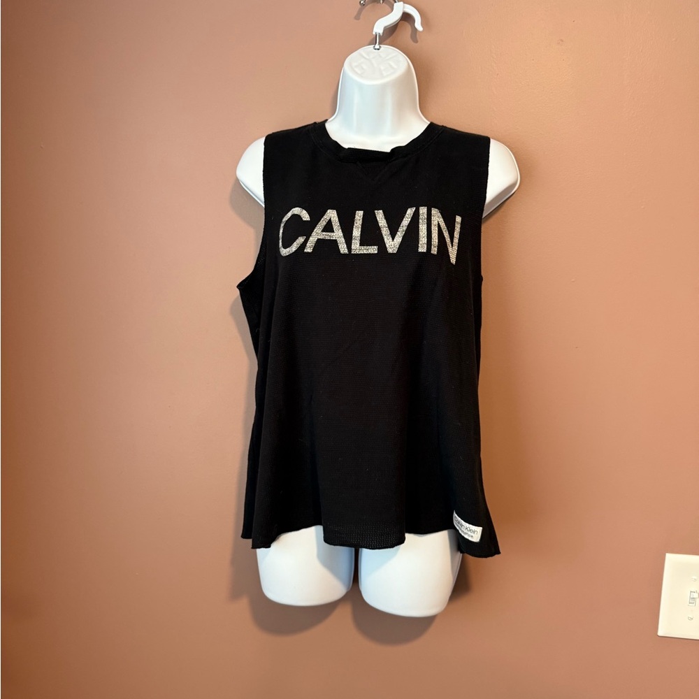 Bundle of workout tops - Picture 4 of 6